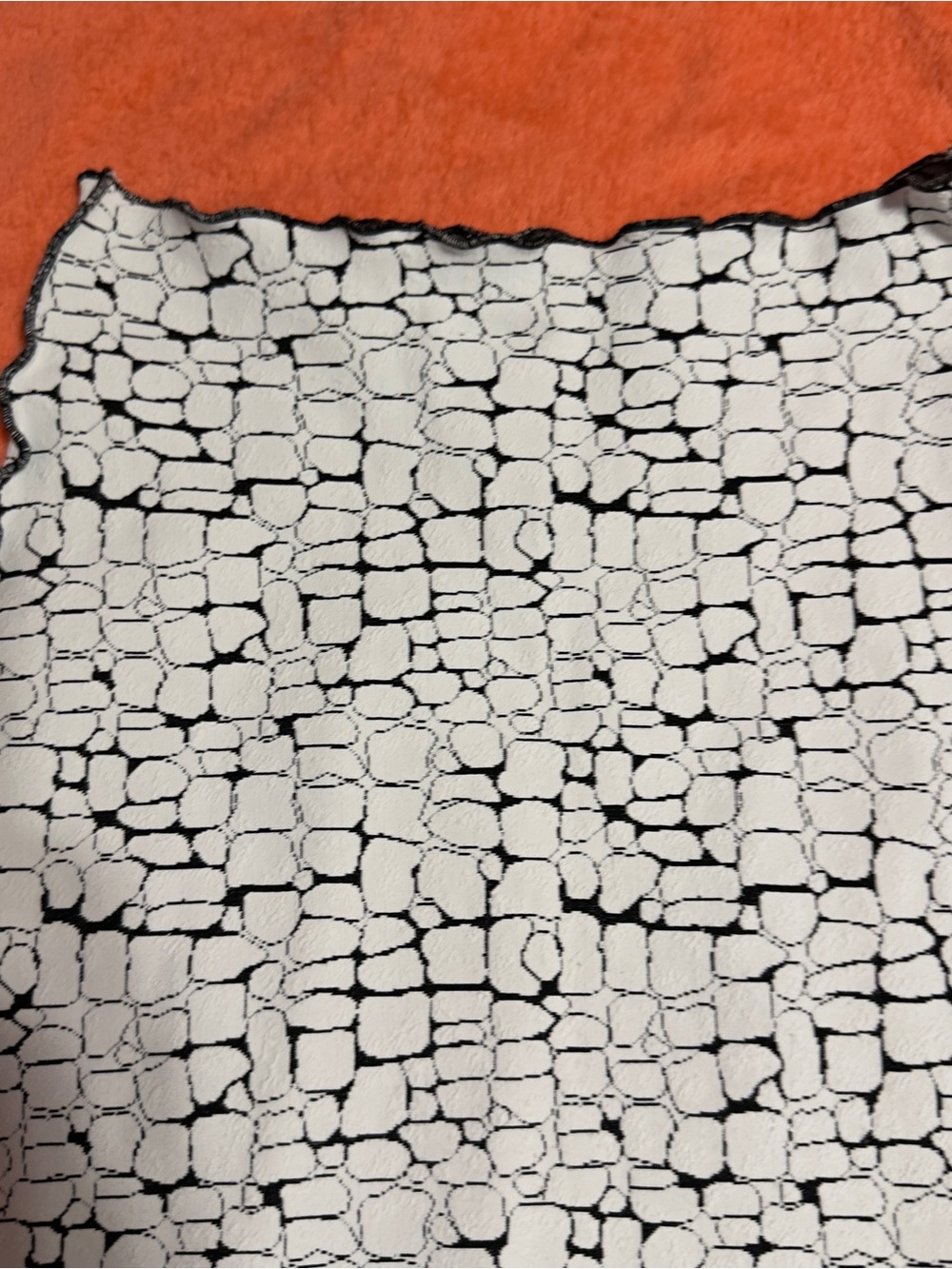 Black & White Mini Skirt - Graphic Stone-Print